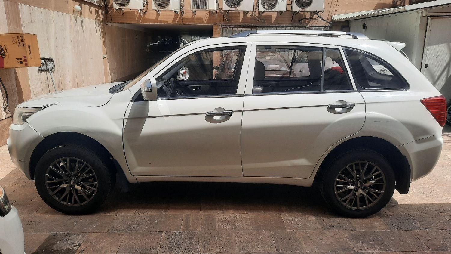 لیفان X60 دنده‌ای - 2014