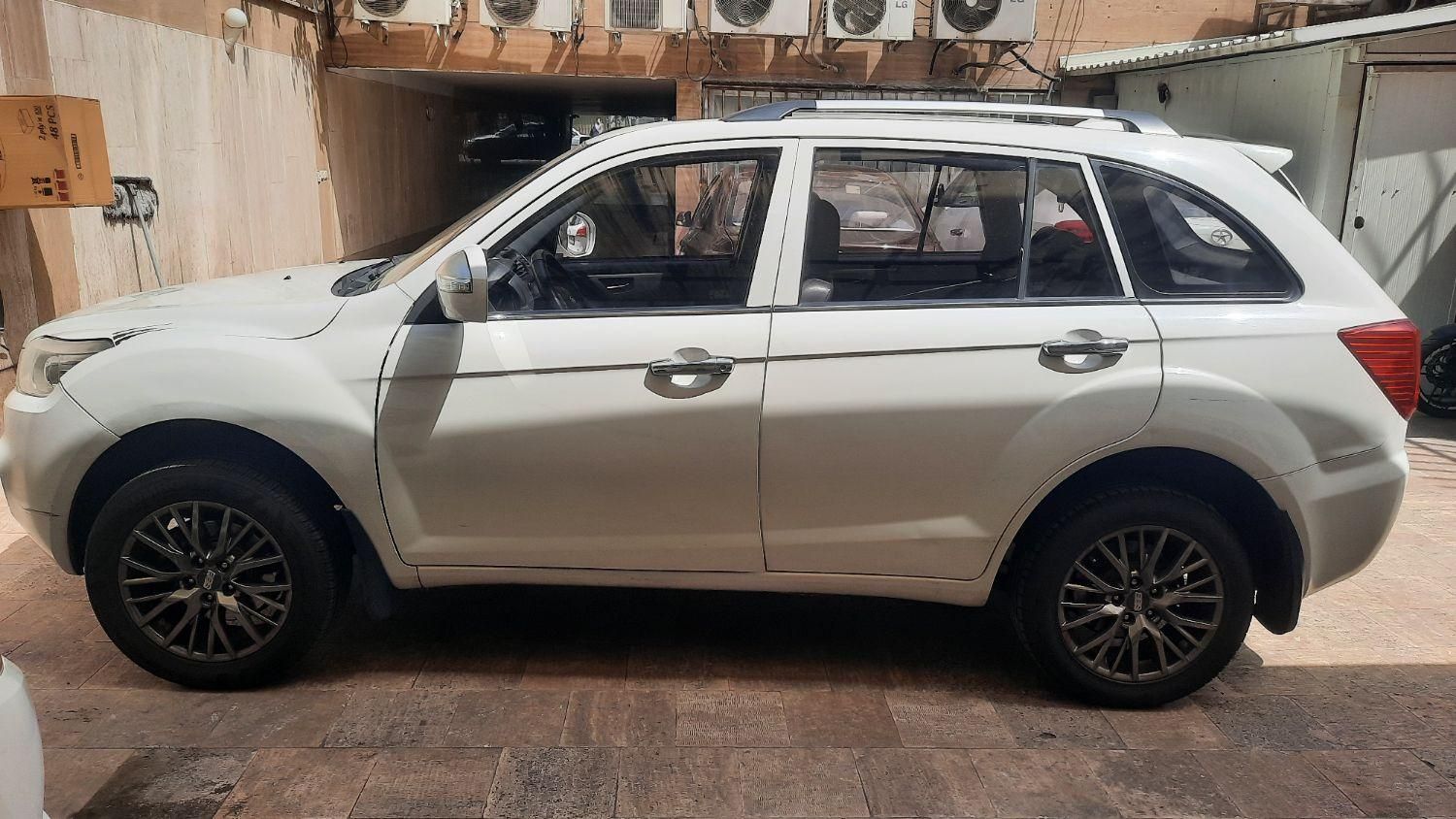 لیفان X60 دنده‌ای - 2014