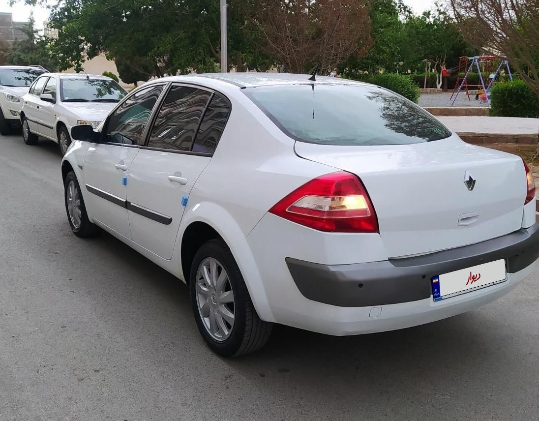 رنو مگان پارس خودرو 2000 - 2012