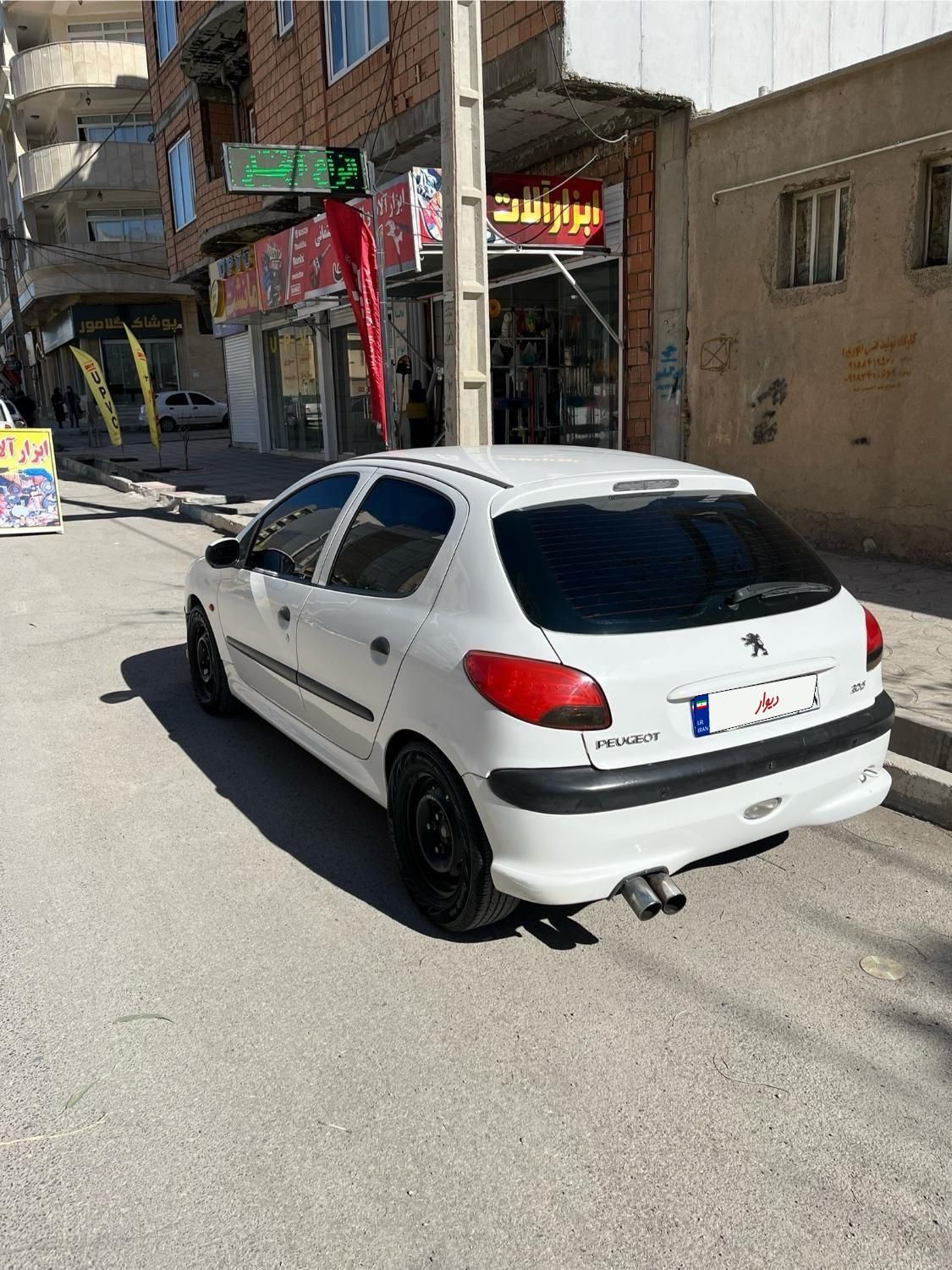 پژو 206 تیپ 5 - 1395