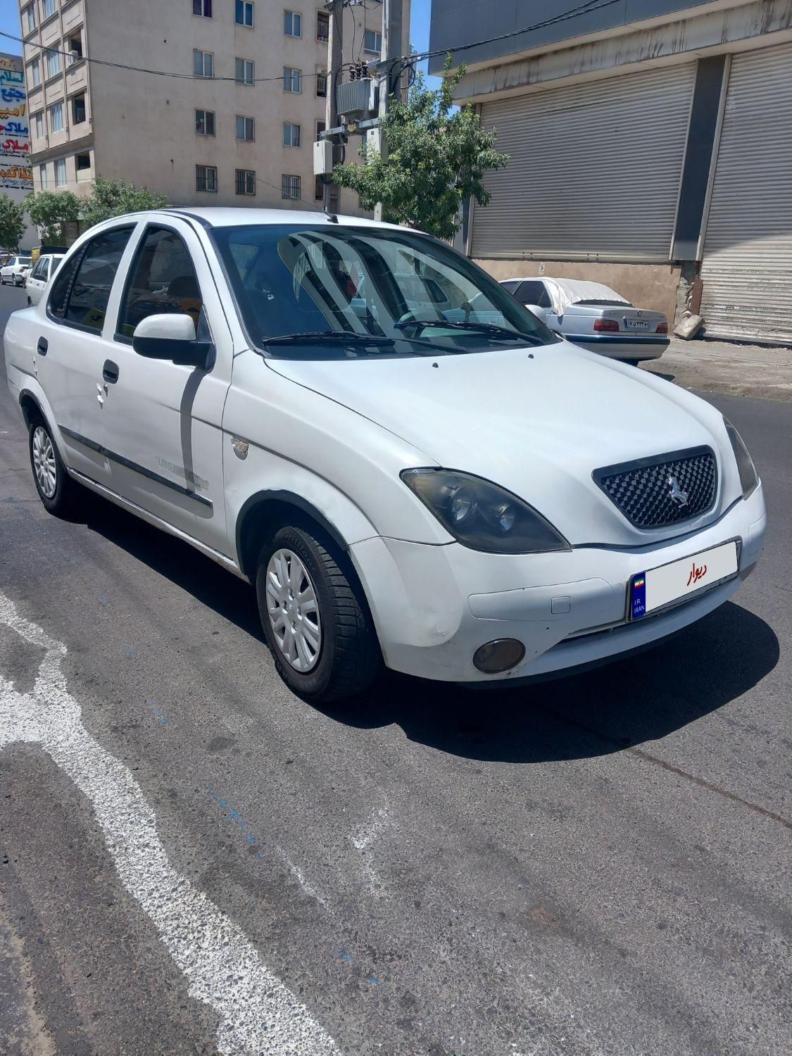 تیبا صندوق دار SX - 1396