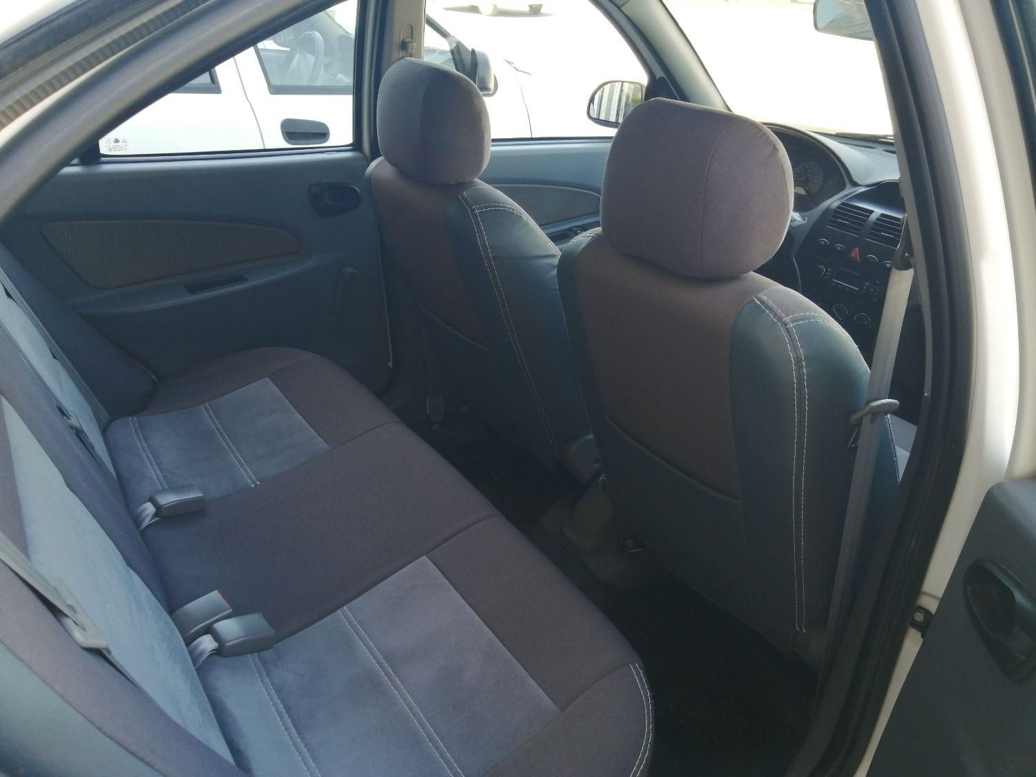تیبا صندوق دار SX - 1401