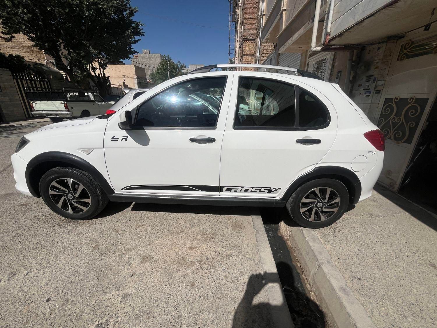 خودرو کوییک، R آگهی ann_18167340