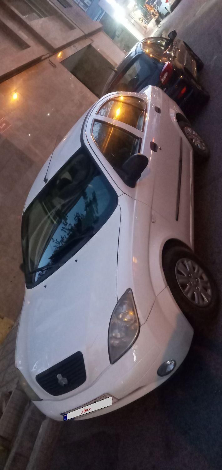 تیبا صندوق دار SX - 1396
