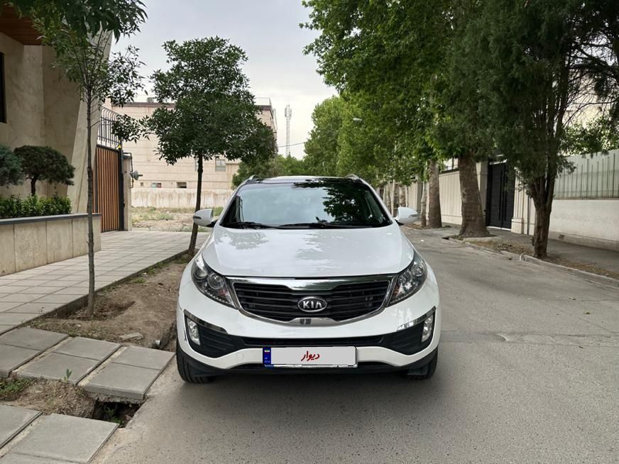کیا اسپورتیج 4 سیلندر 2400cc - 2011