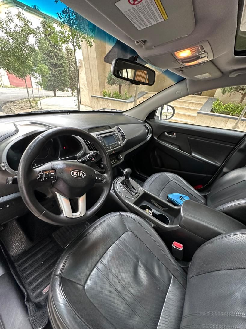 کیا اسپورتیج 4 سیلندر 2400cc - 2011