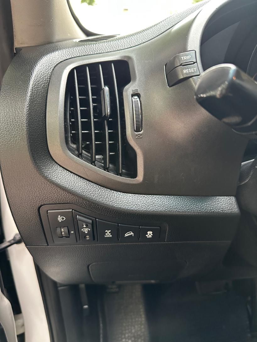 کیا اسپورتیج 4 سیلندر 2400cc - 2011