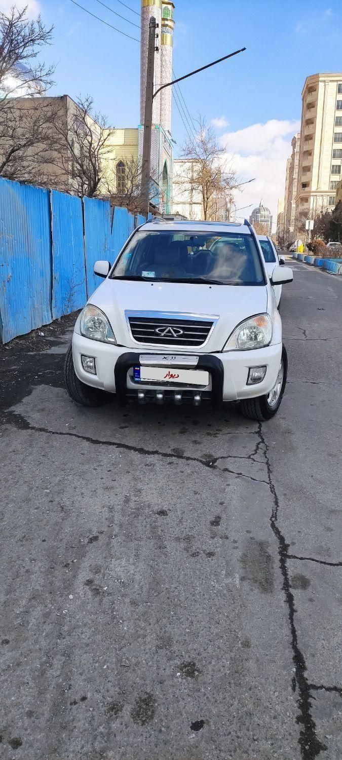 ام وی ام X33 دنده‌ای ساده - 2012