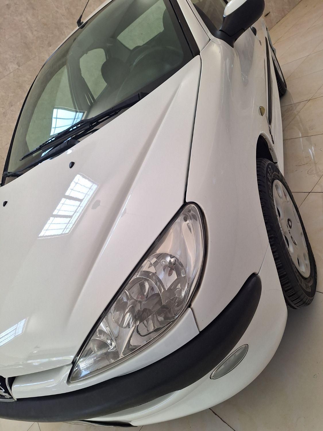 پژو 206 SD v8 - 1392