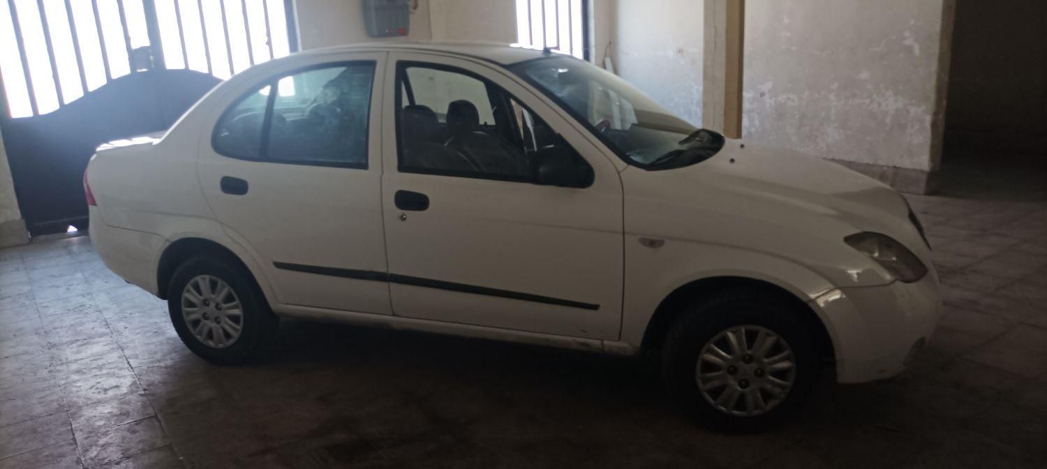 تیبا صندوق دار EX - 1395