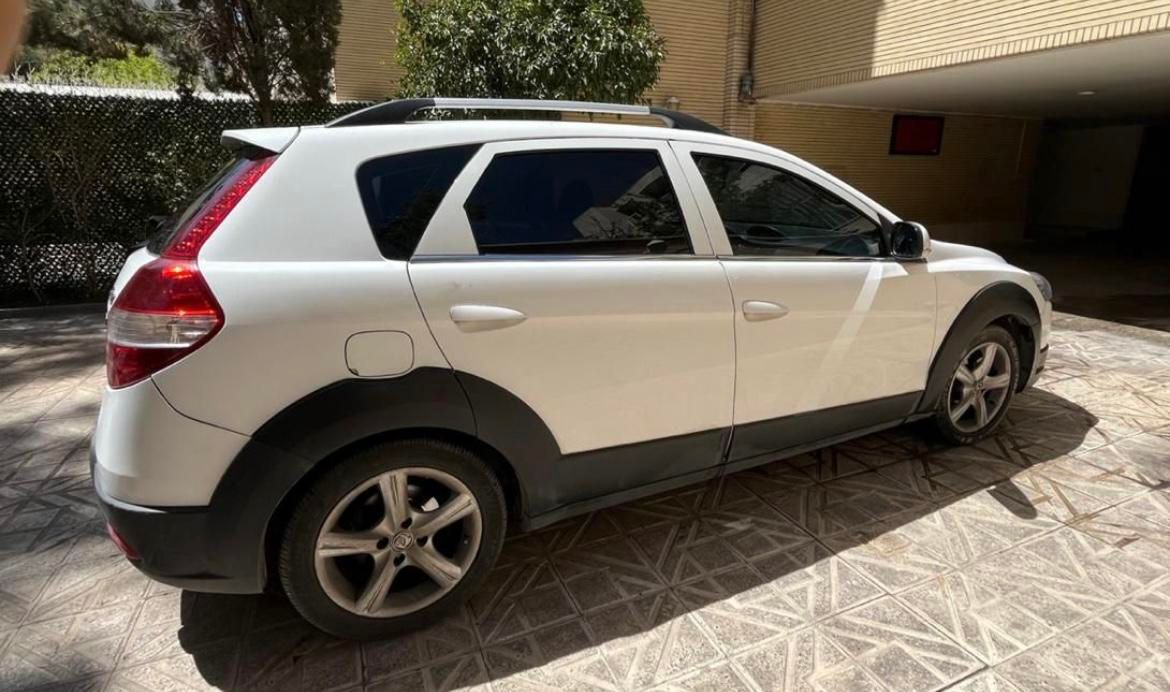 خودرو دانگ فنگ، H30 کراس آگهی ann_18168359