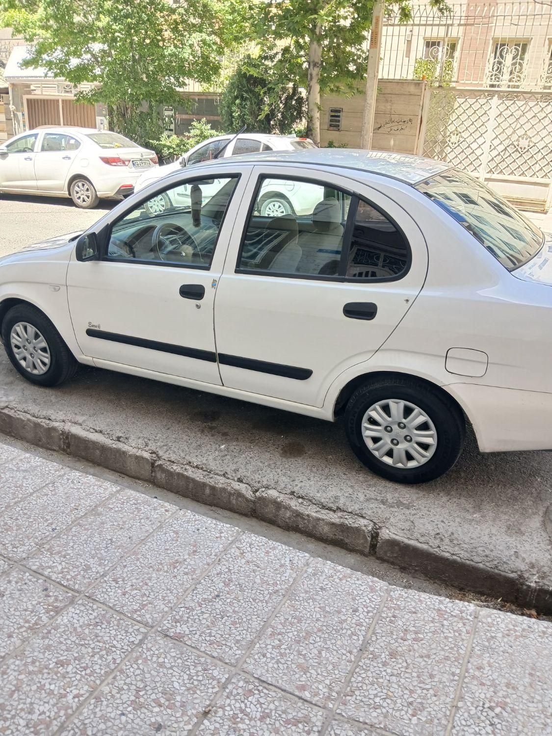 تیبا صندوق دار SX - 1393
