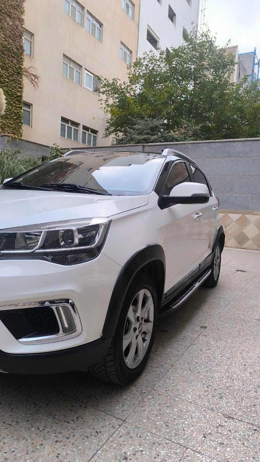 خودرو ام وی ام، X22 آگهی ann_18169333