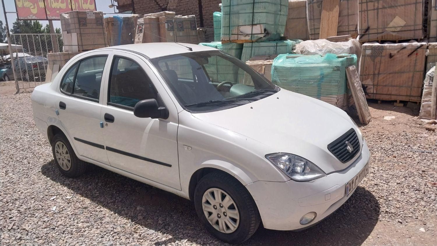 تیبا صندوق دار SX - 1400