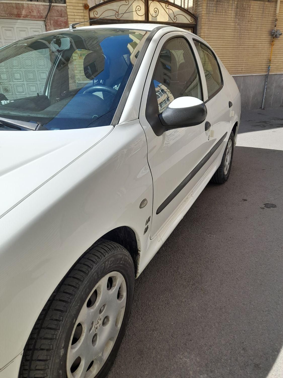 پژو 206 SD v8 - 1395