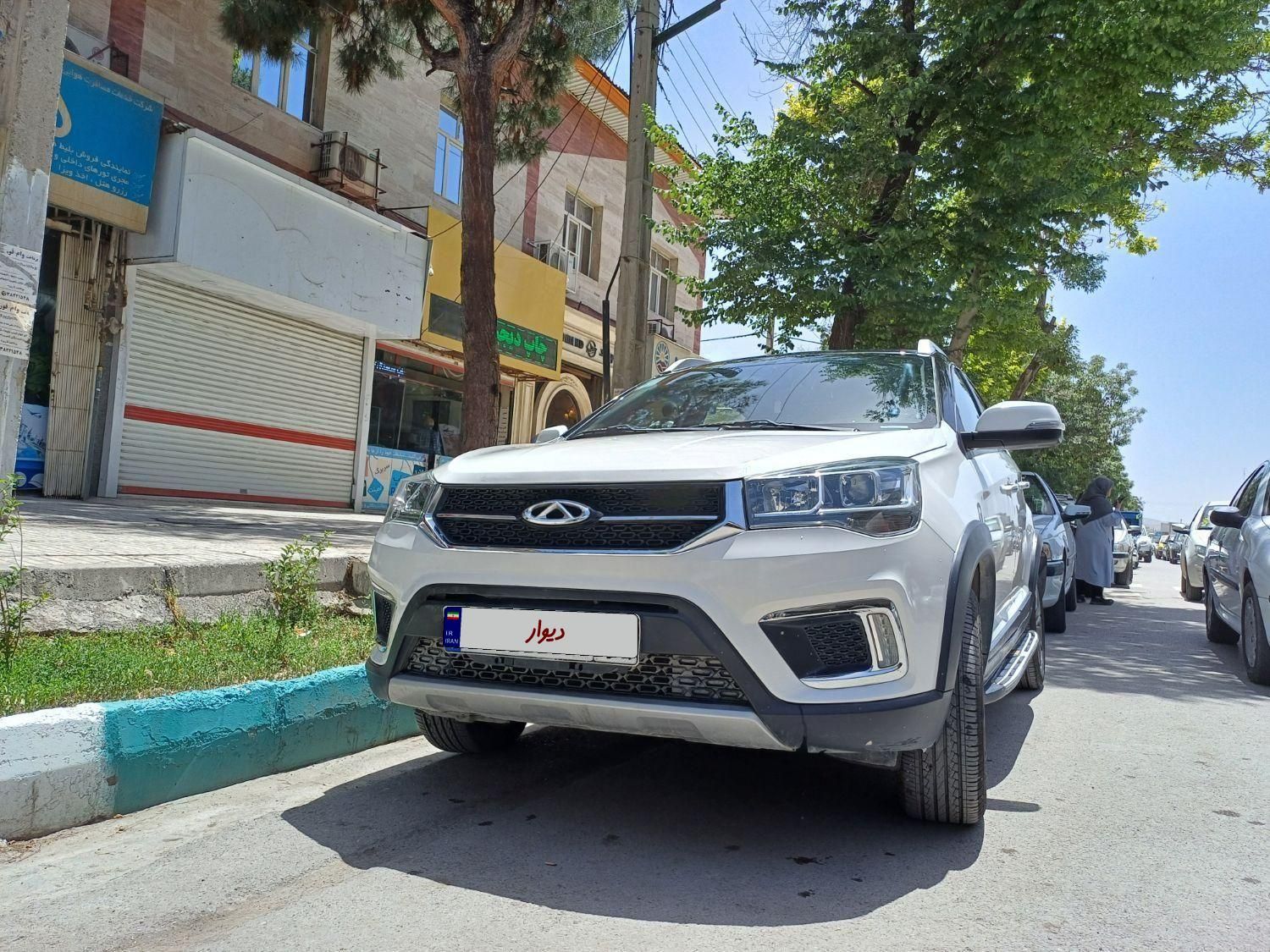 خودرو ام وی ام، X22 آگهی ann_18171290