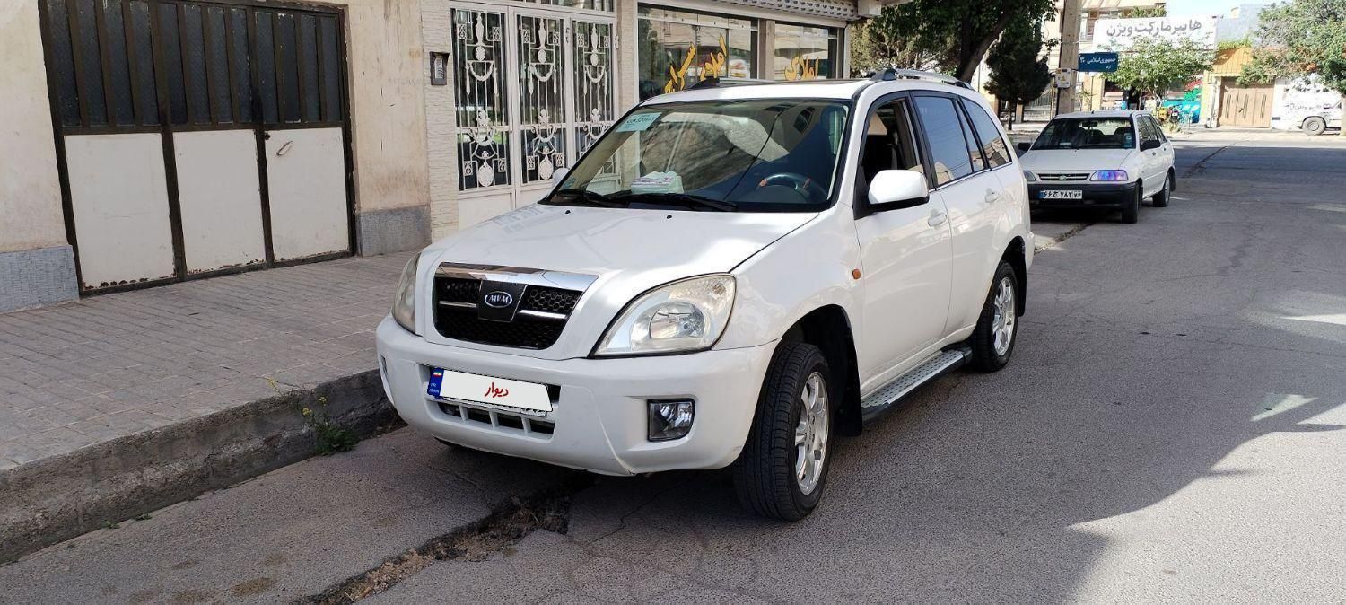 ام وی ام X33 دنده‌ای ساده - 2012