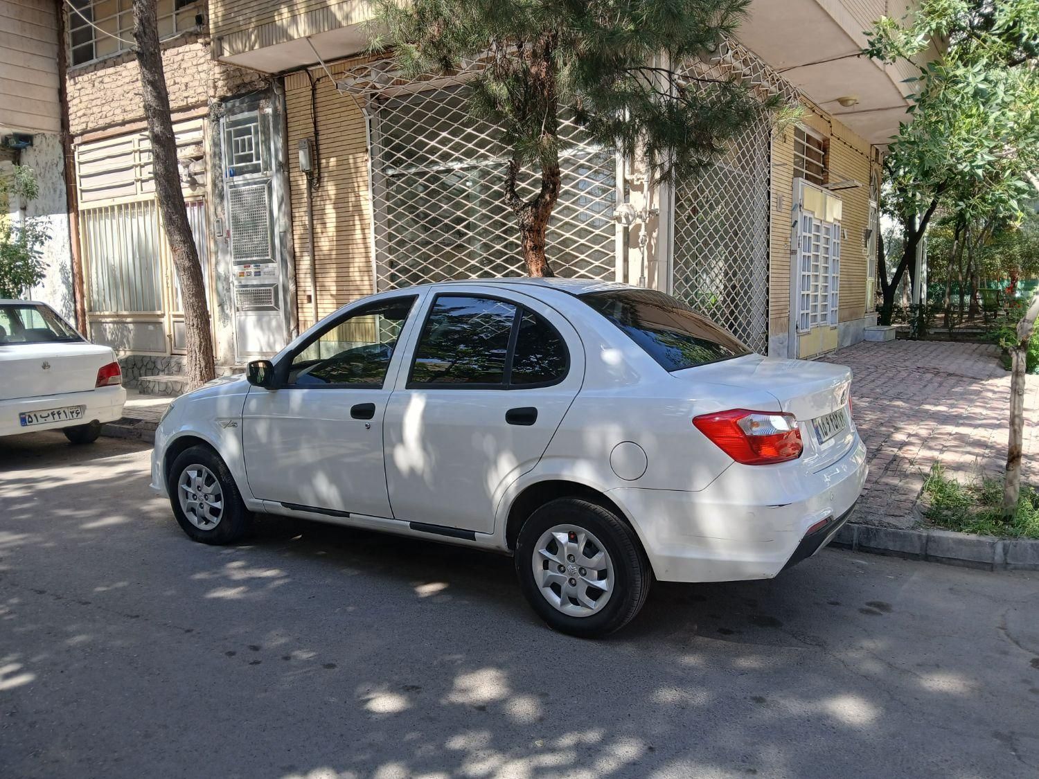 ساینا S دنده ای بنزینی - 1401