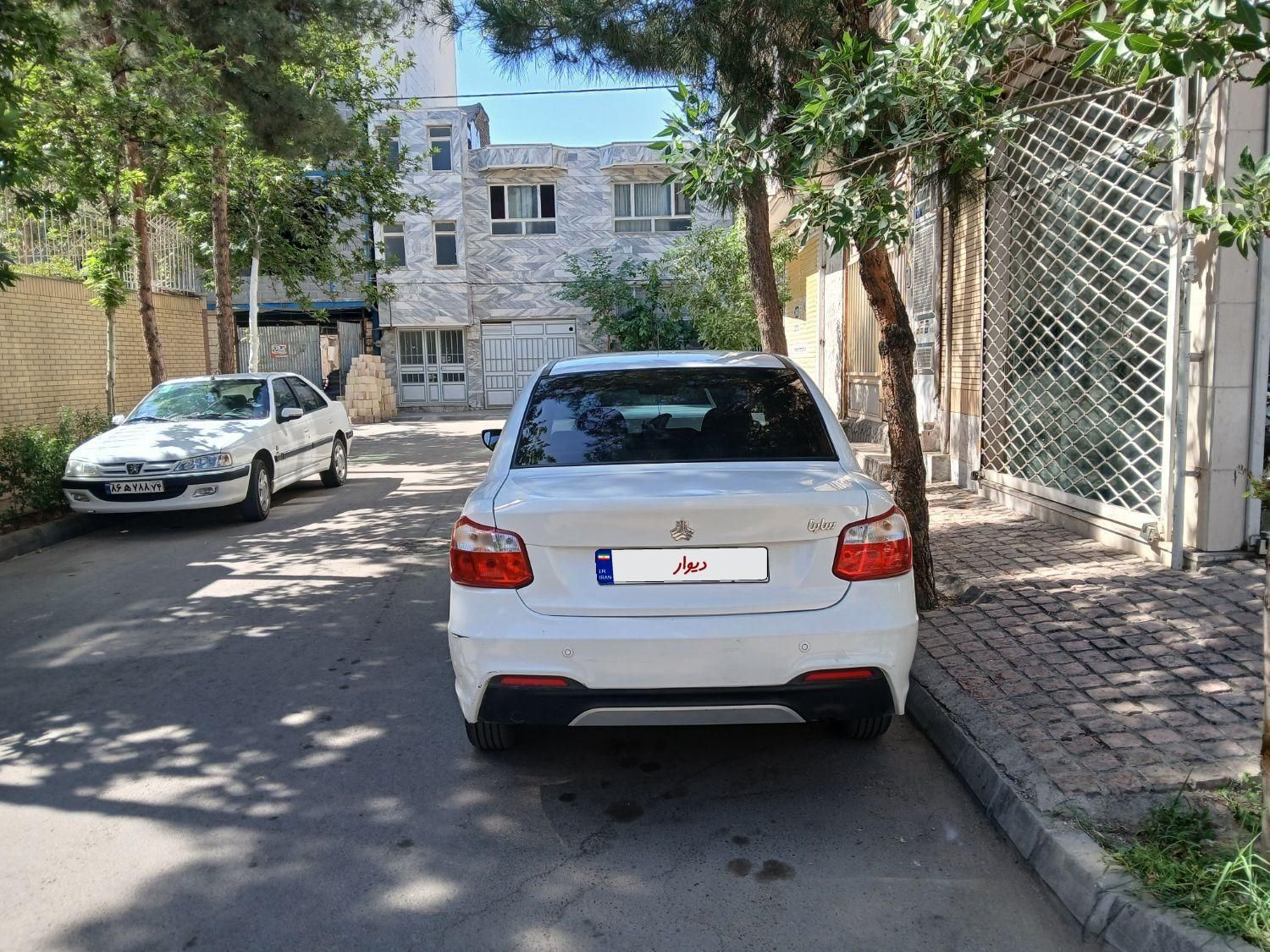 ساینا S دنده ای بنزینی - 1401