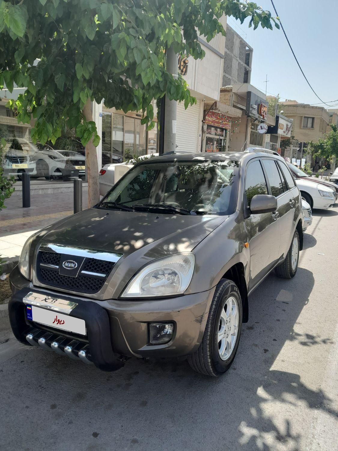 خودرو ام وی ام، X33 آگهی ann_18172486