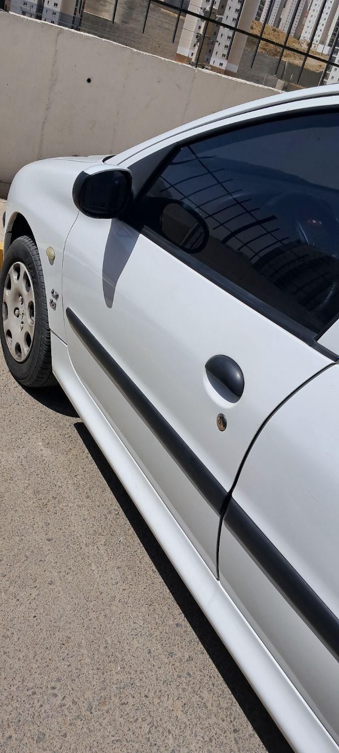 پژو 206 SD v8 - 1395