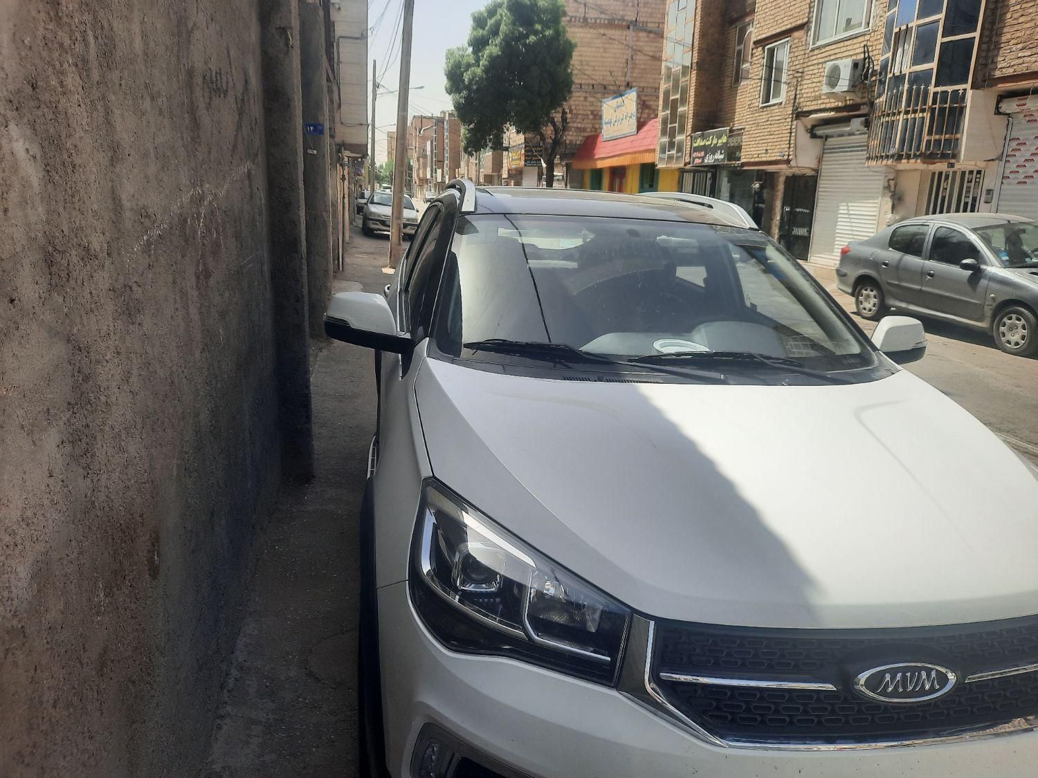خودرو ام وی ام، X22 آگهی ann_18172748