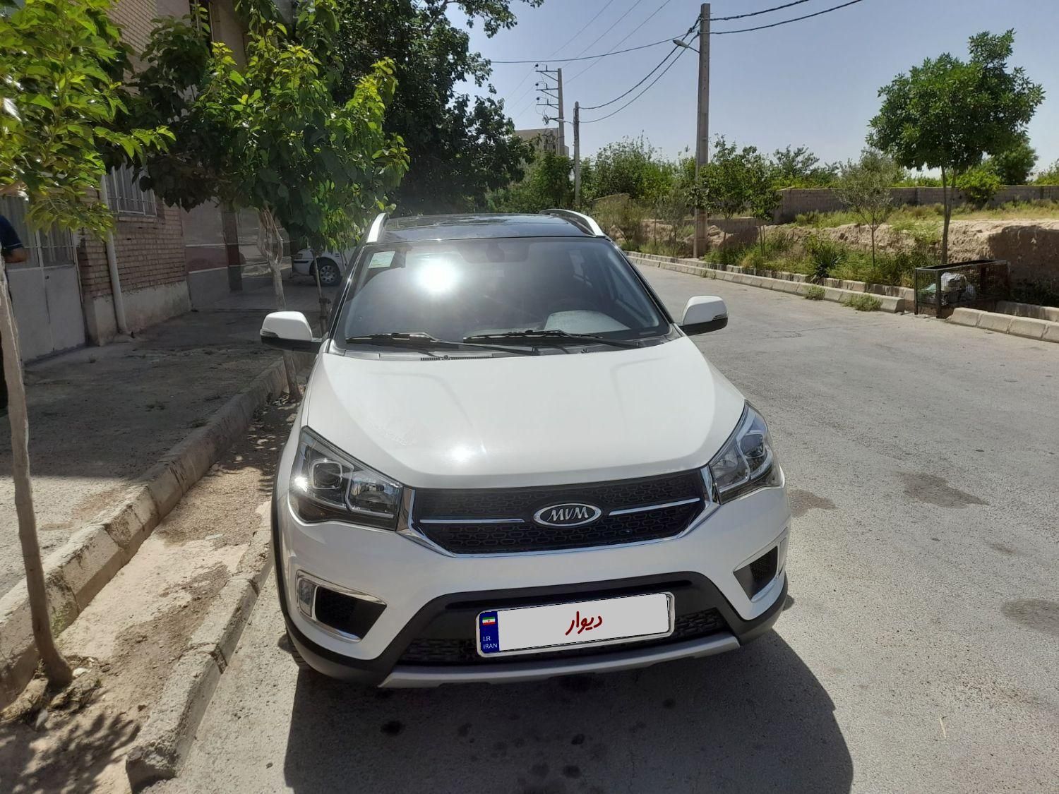 خودرو ام وی ام، X22 آگهی ann_18172895