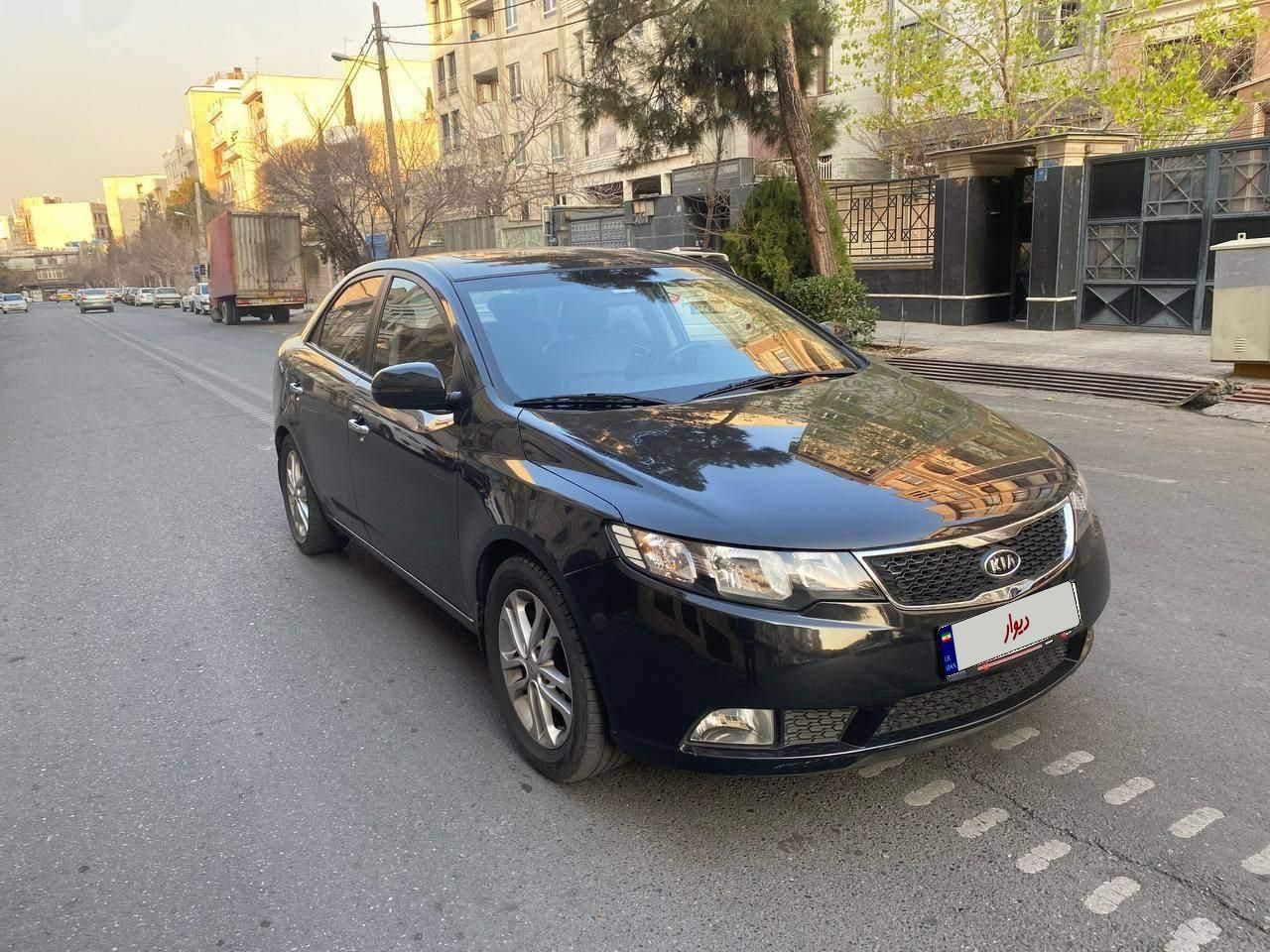 خودرو کیا، سراتو مونتاژ آگهی ann_18172935