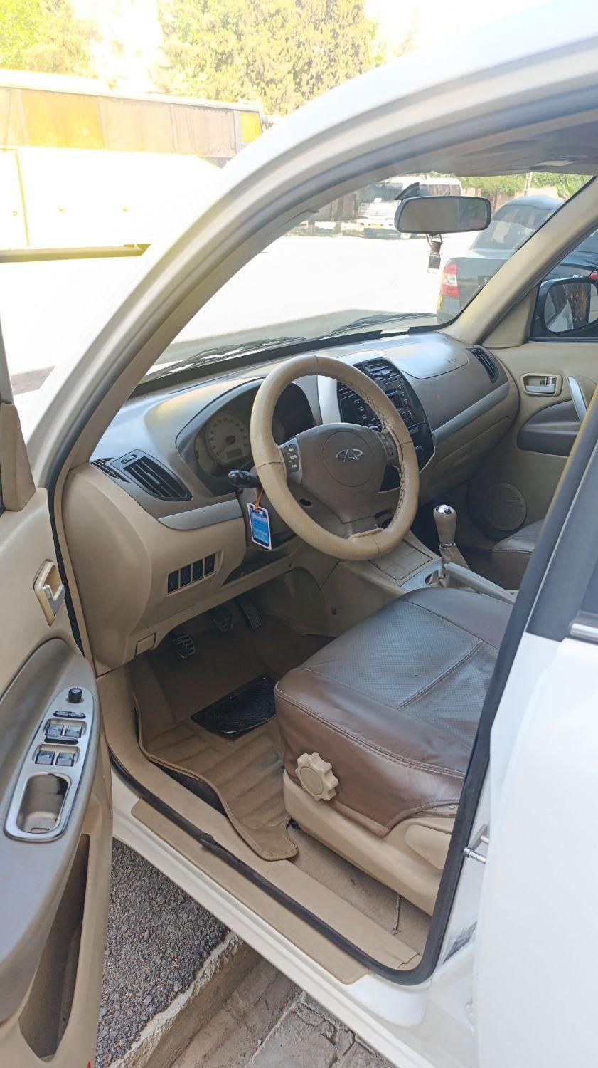 ام وی ام X33 دنده‌ای ساده - 2012