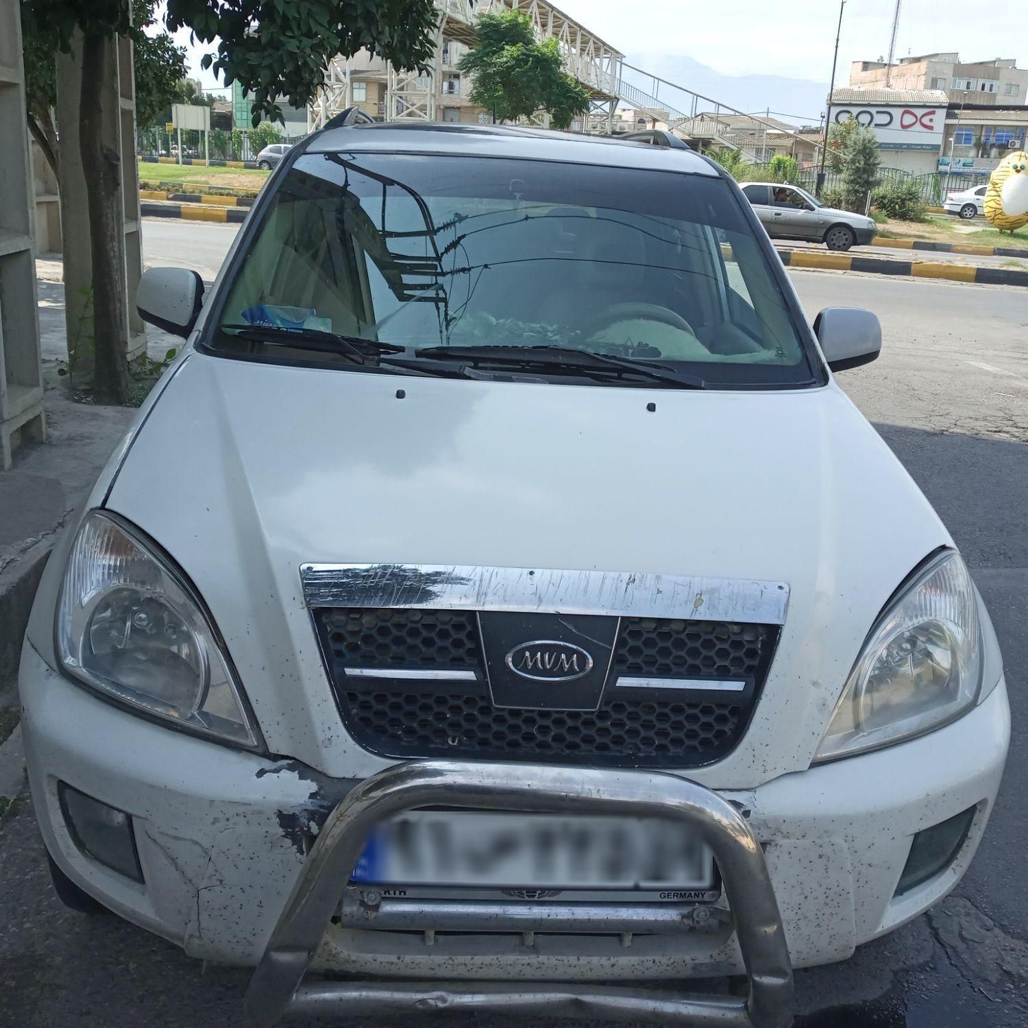 ام وی ام X33 دنده‌ای ساده - 2012