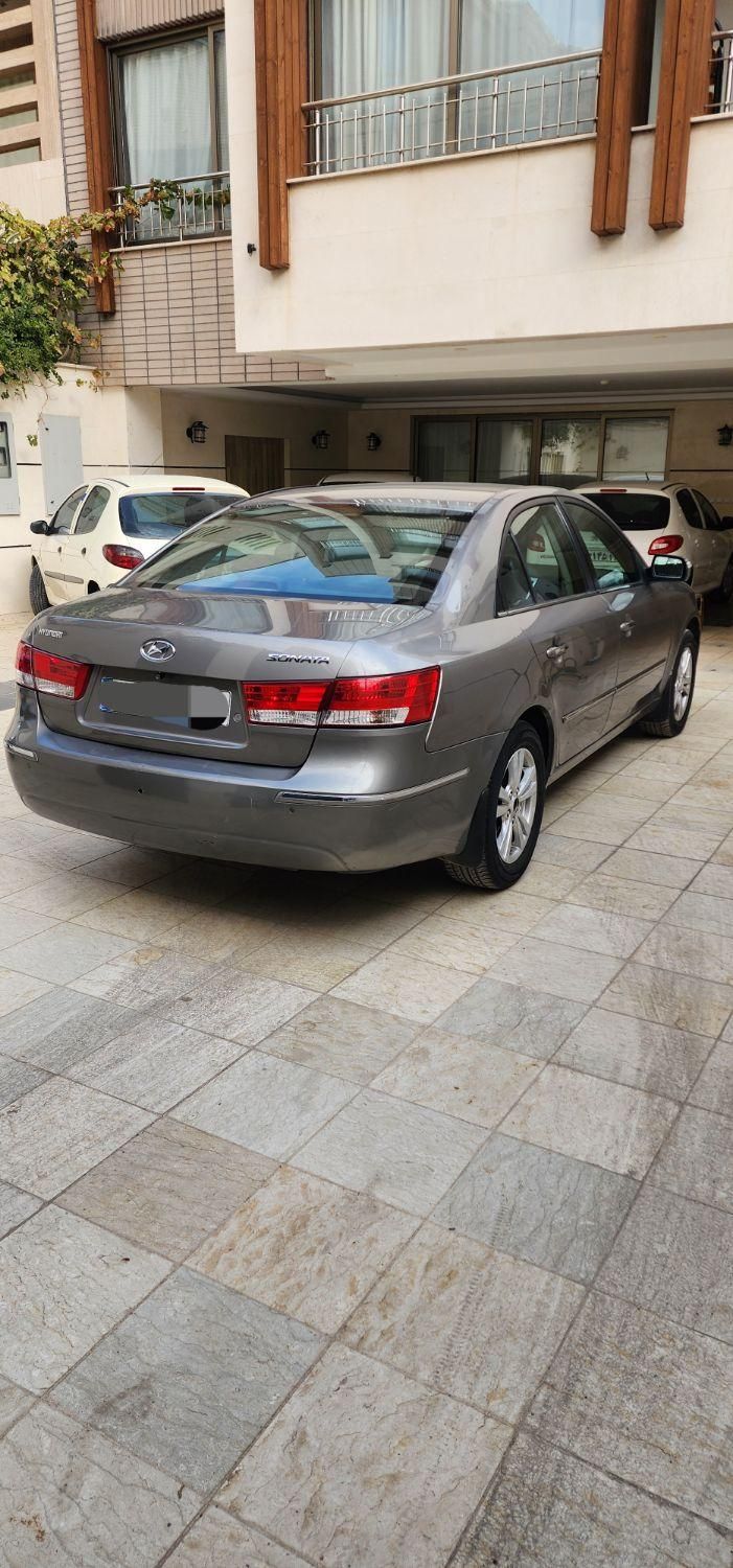 هیوندای سوناتا اتوماتیک NF 2400 - 2010