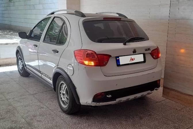 خودرو کوییک، R آگهی ann_18174078
