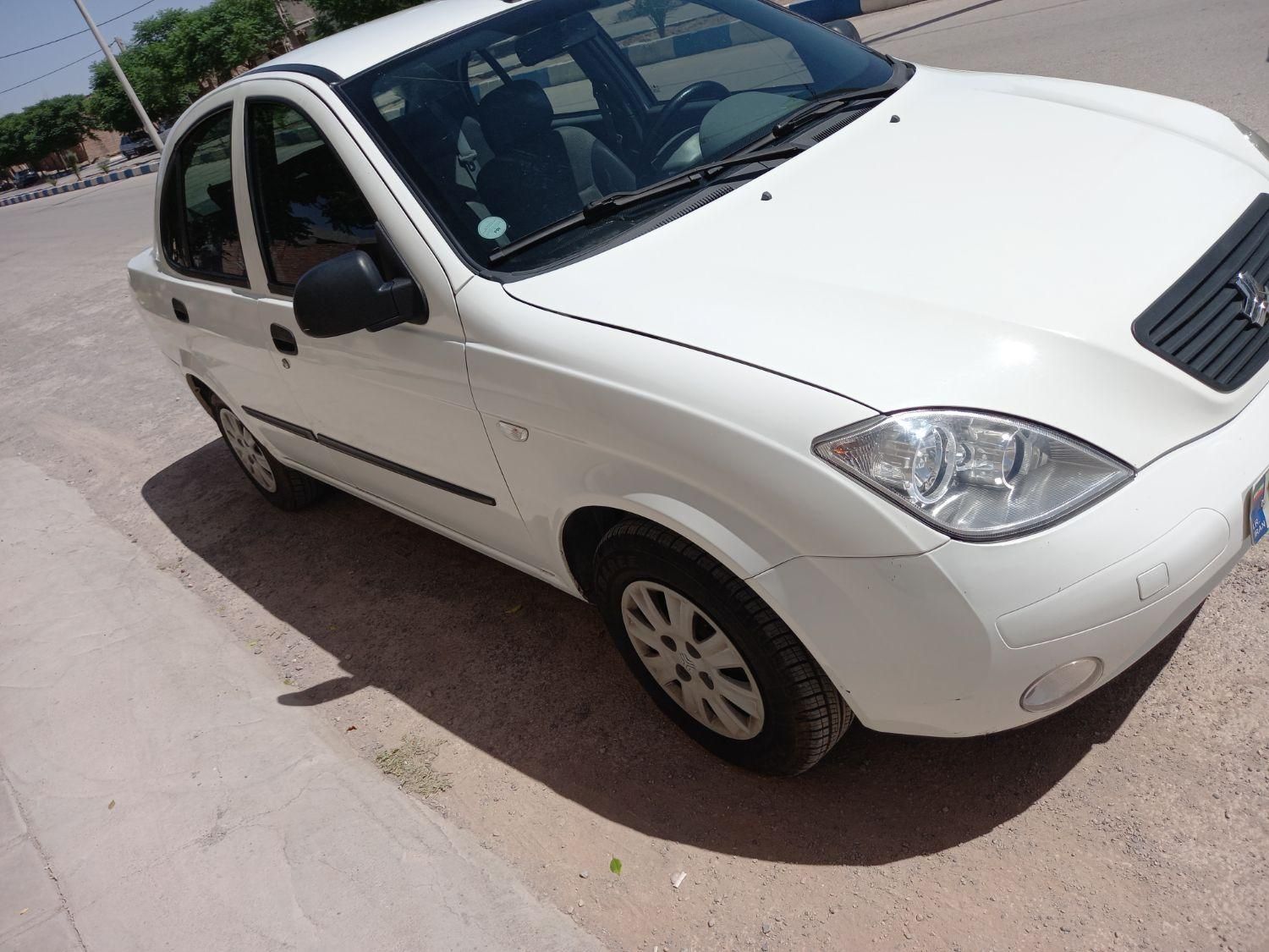 تیبا صندوق دار SX - 1400