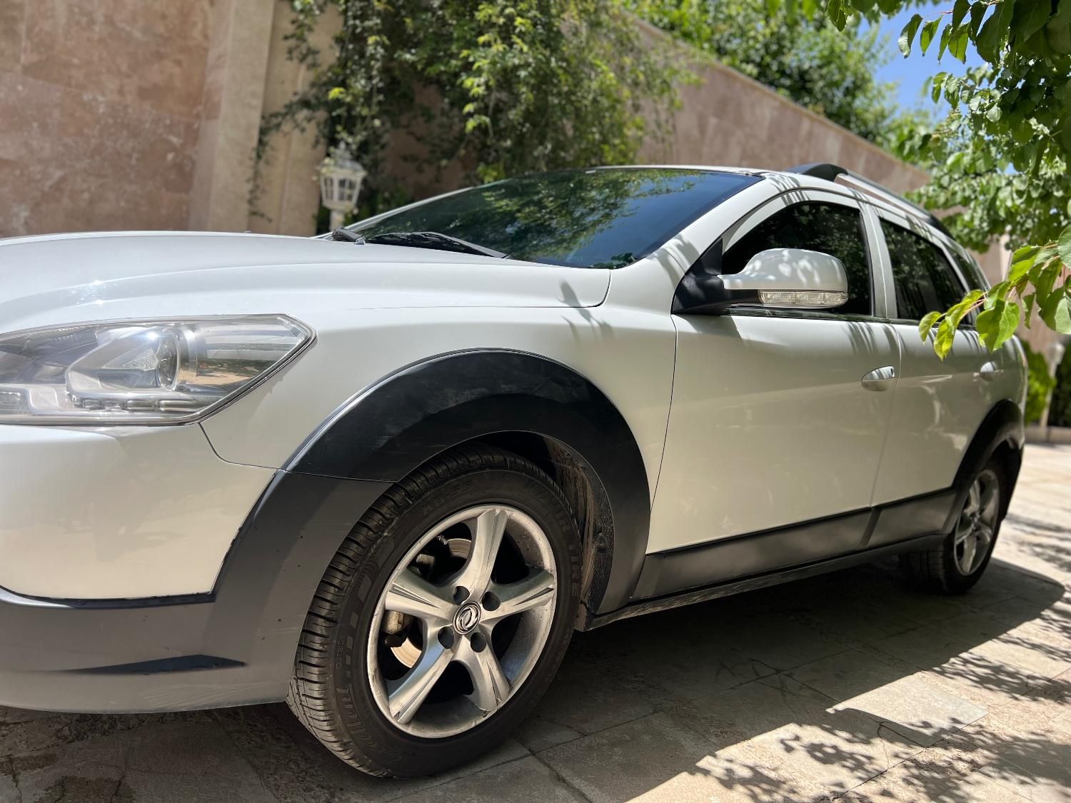 دانگ فنگ H30 کراس اتوماتیک - 1397