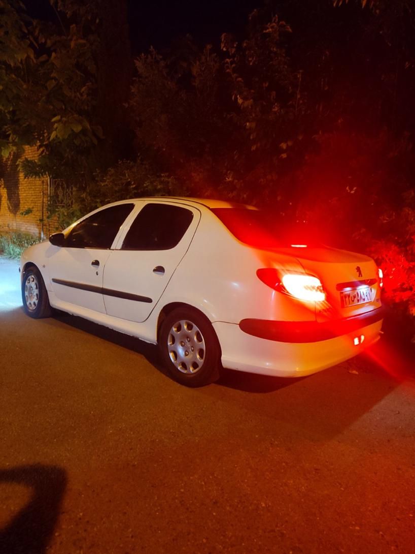 پژو 206 SD v8 - 1395