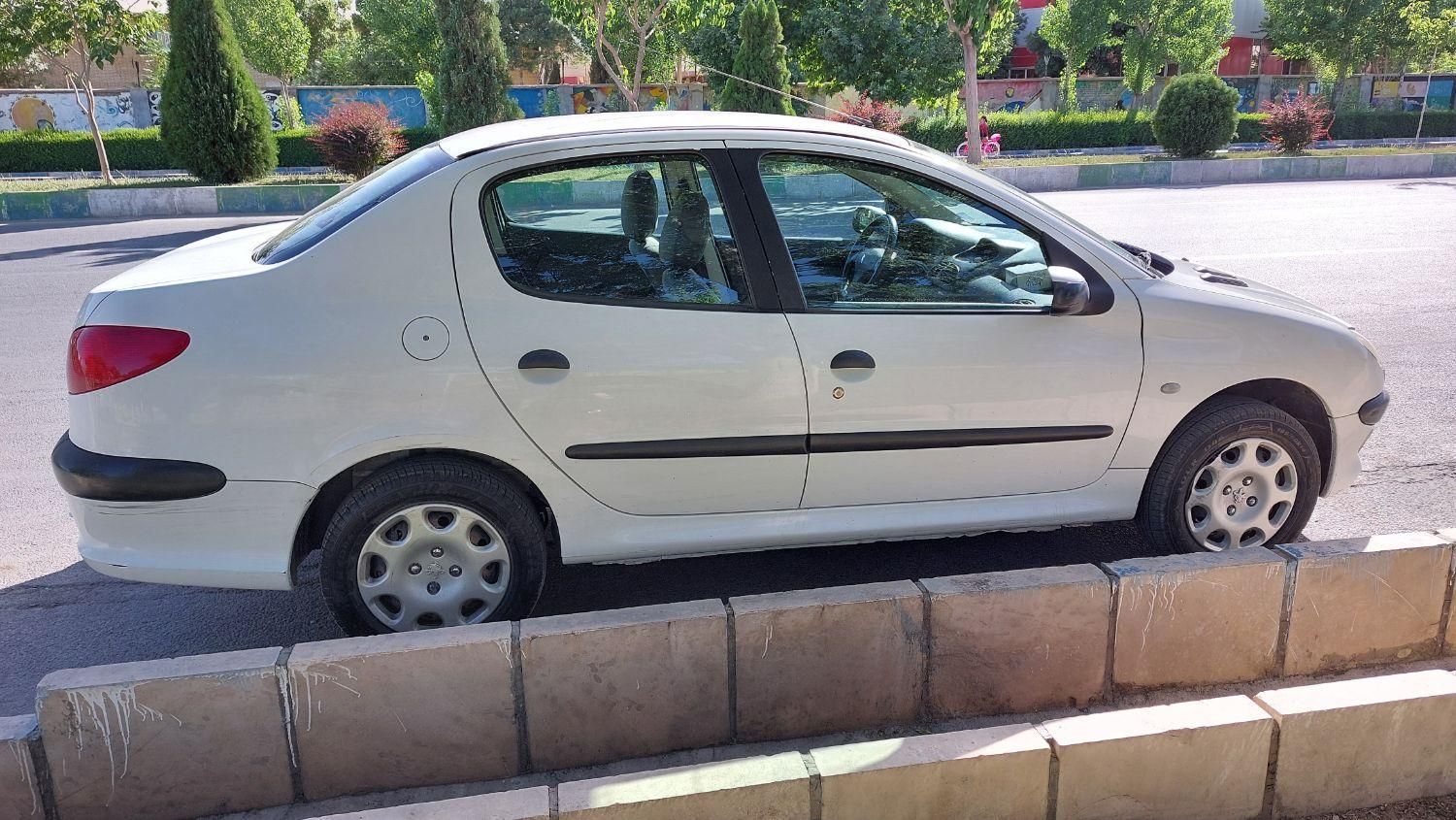 پژو 206 SD v8 - 1390