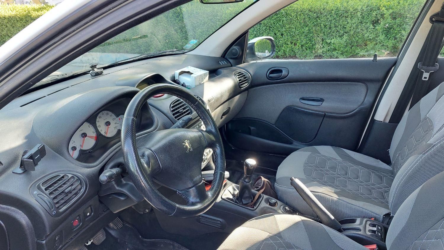 پژو 206 SD v8 - 1390
