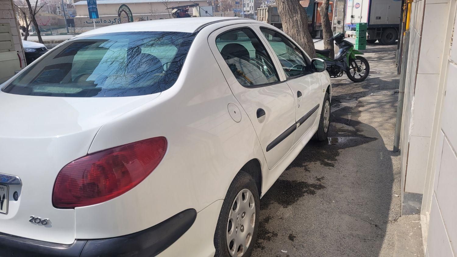 پژو 206 SD v8 - 1393