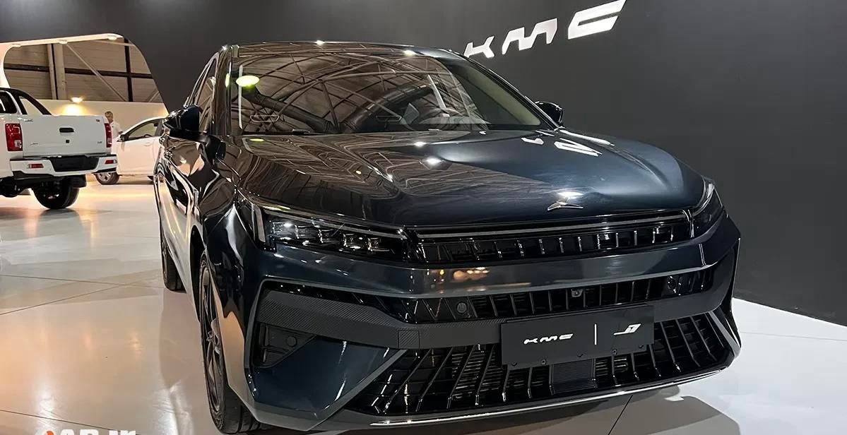 خودرو کی ام سی، J7 آگهی ann_18176545
