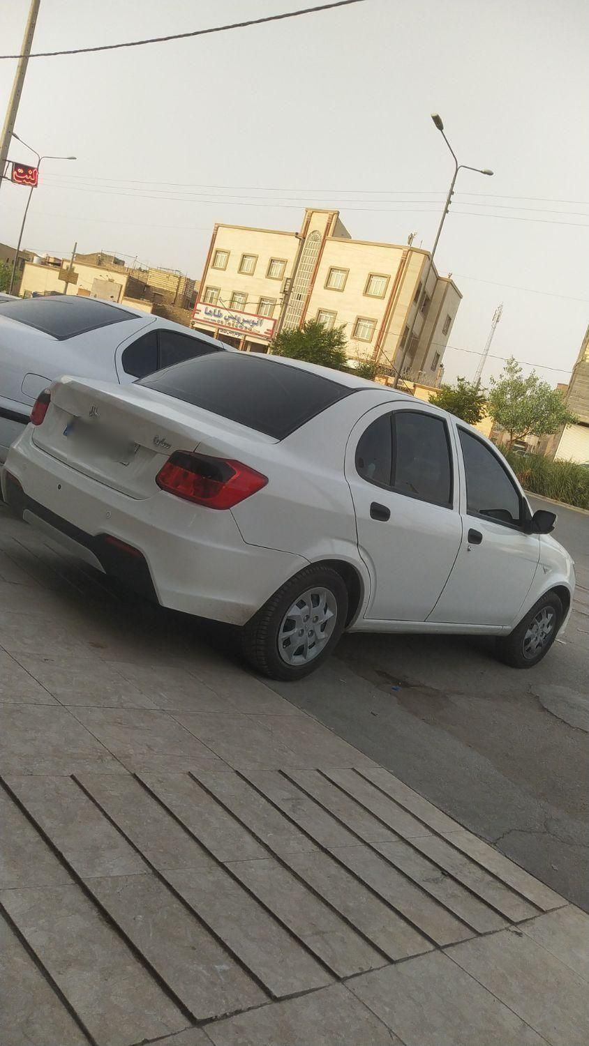 ساینا S دنده ای بنزینی - 1401