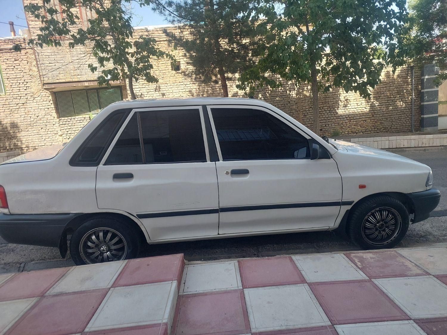 پراید صبا دنده‌ای - 1385