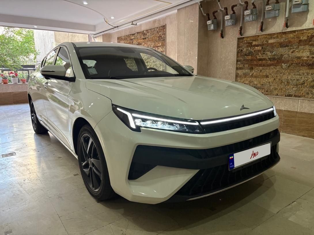 کی ام سی J7 اتوماتیک - 2024