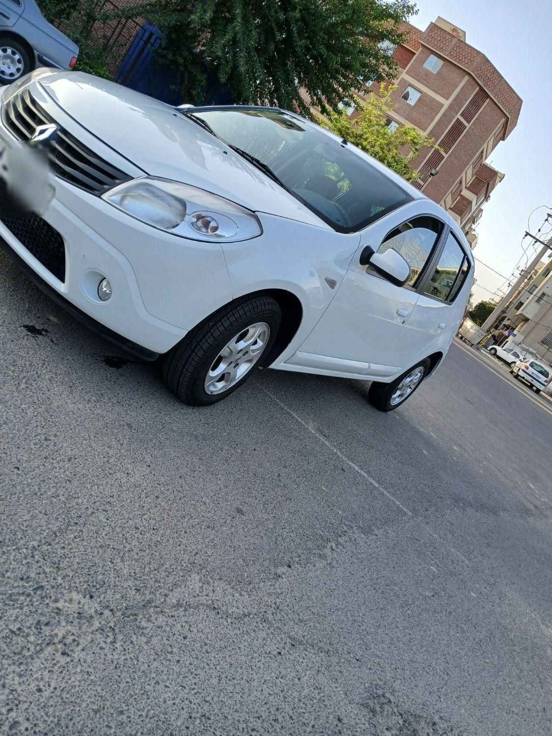 خودرو رنو، ساندرو آگهی ann_18177975