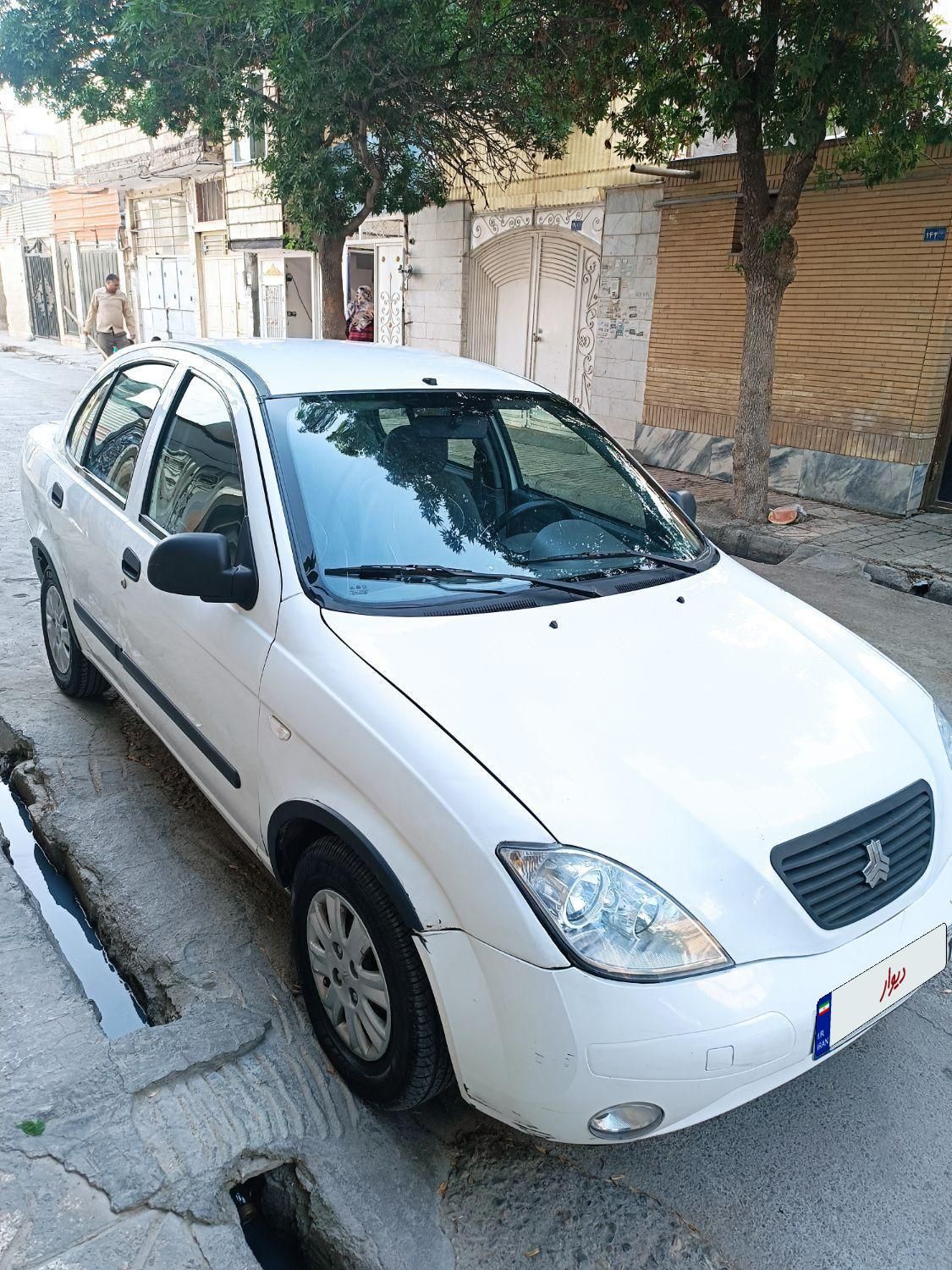 تیبا صندوق دار SX - 1393