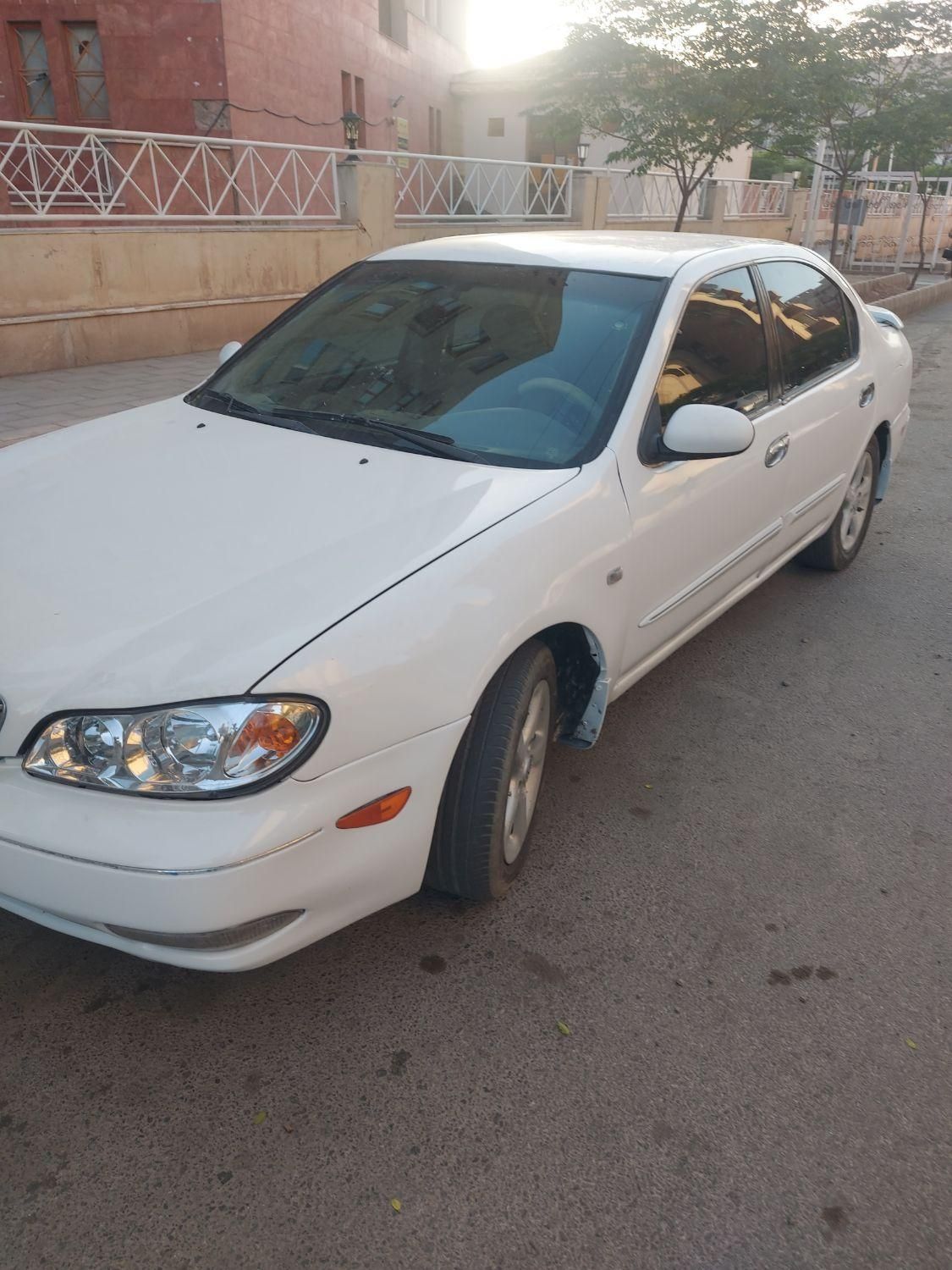 نیسان ماکسیما دنده‌ای - 2006