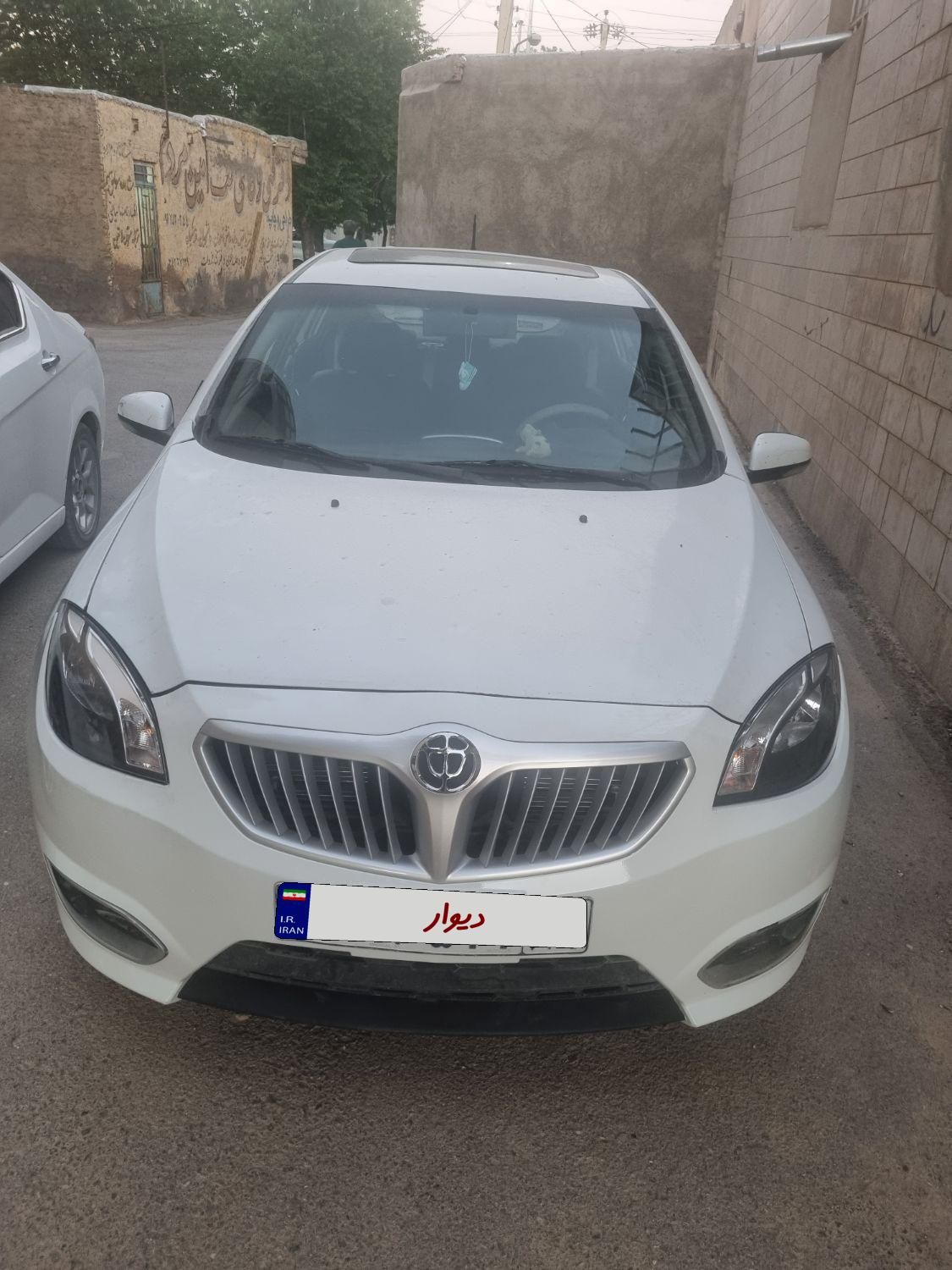 خودرو برلیانس، H320 آگهی ann_18178502