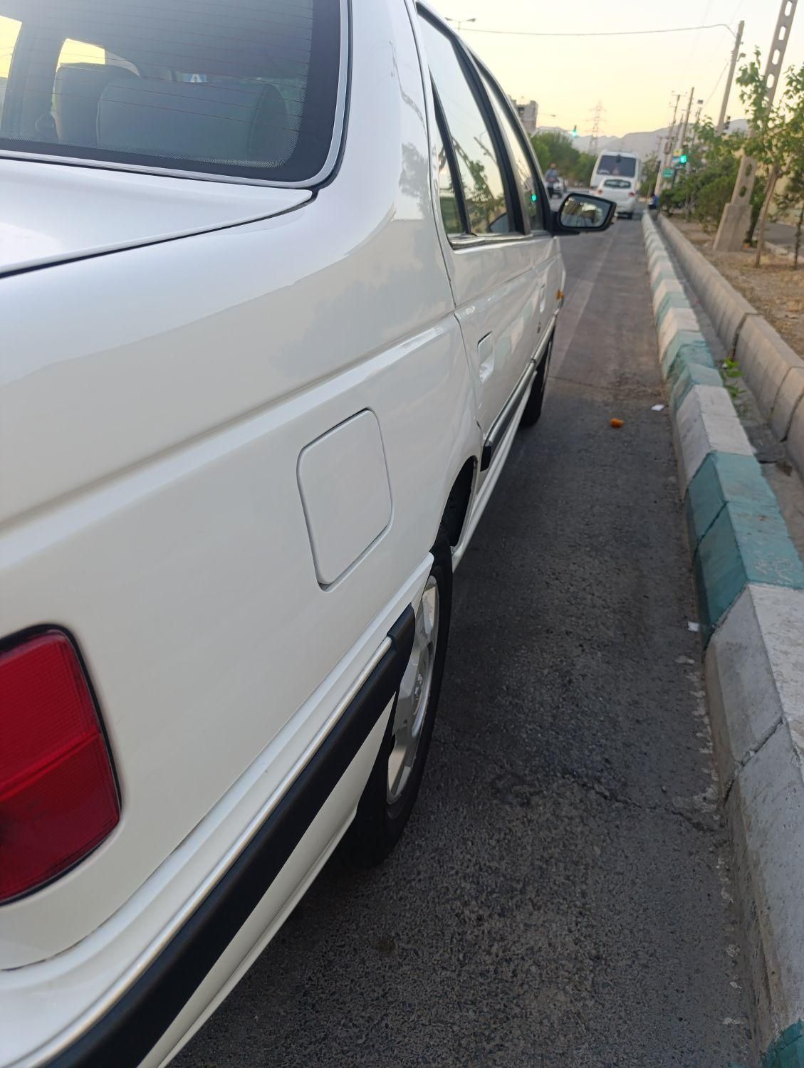 پژو پارس سال - 1400
