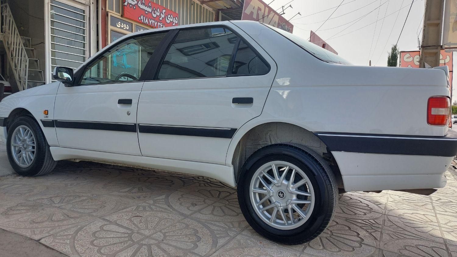 پژو 405 SLX بنزینی TU5 - 1392