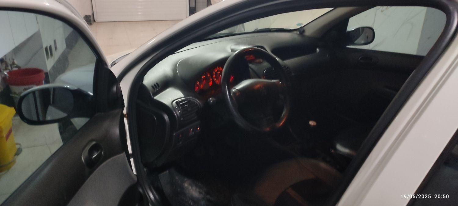 پژو 206 SD v8 - 1396