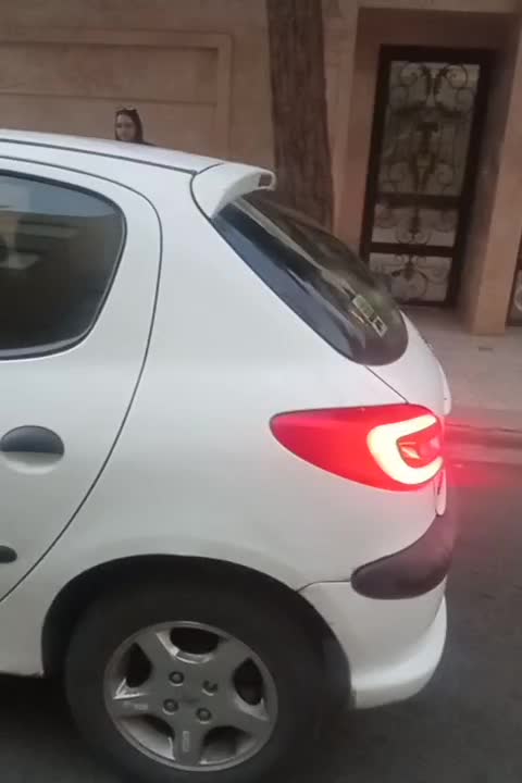 خودرو پژو، 206 آگهی ann_18179679
